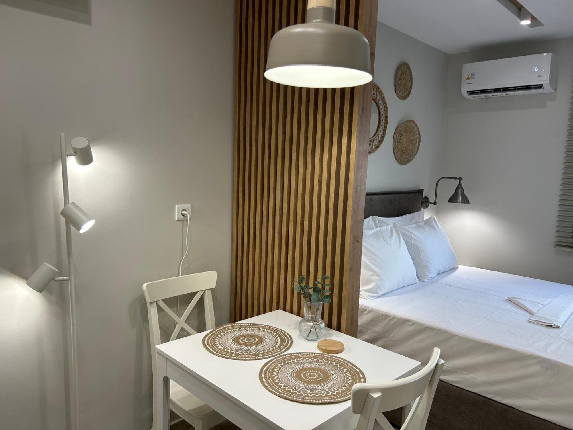 Armonia Small Luxury Apartments Ierápetra Стая снимка